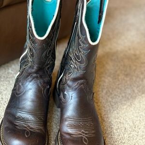 Justin Boots Dark Brown Western Heeled Boots
